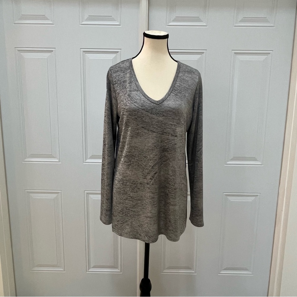 KAREN KANE Women's Silver Metallic Knit V-neck Casual Shirt Top ‎ M Oversize